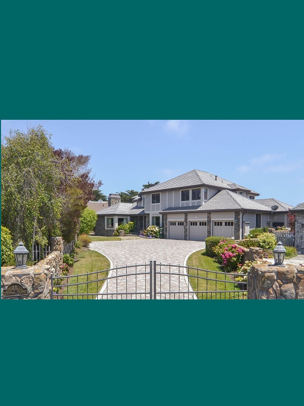 Fairway residence entrance